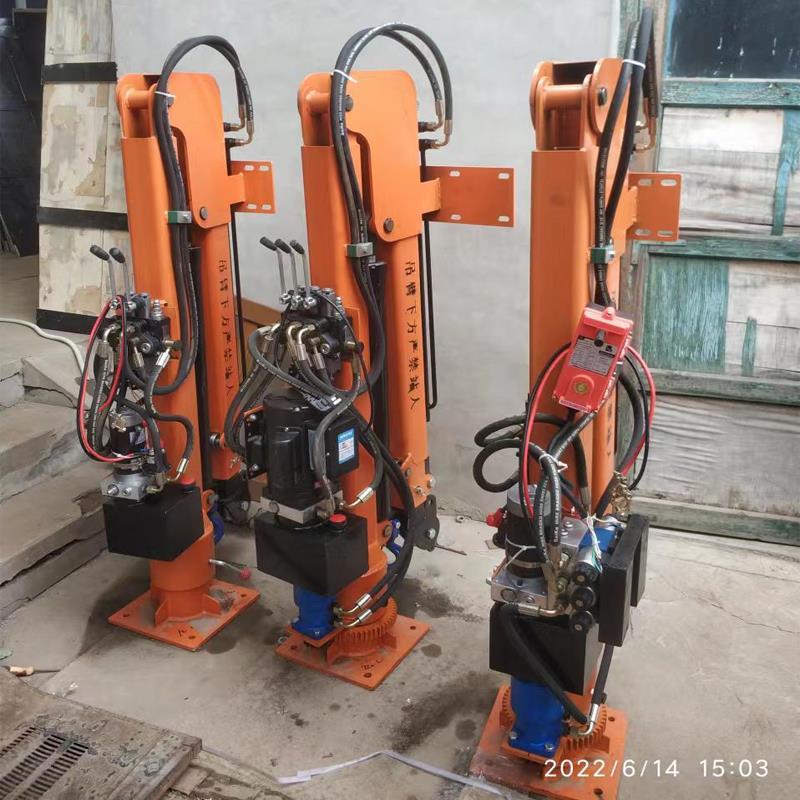 白碱滩区重汽蓝牌随车吊 3.2吨 国六动力强 液压驱动 农用自卸起重机